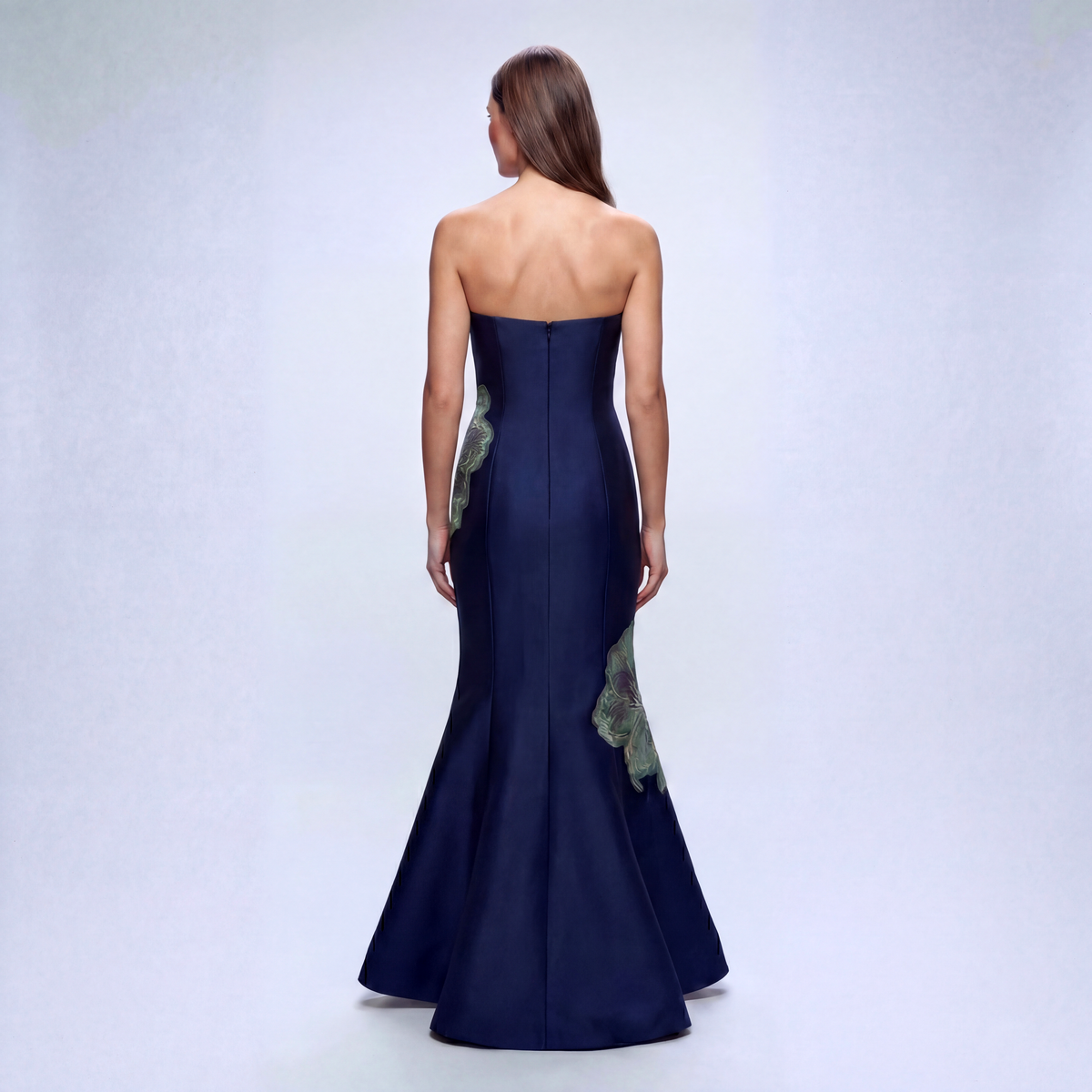Sweatheart Neckline Flower Applique Mermaid Gown