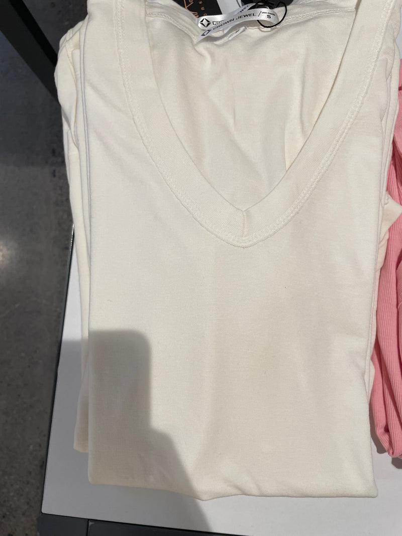 1/2 SLV V-Neck T-shirt